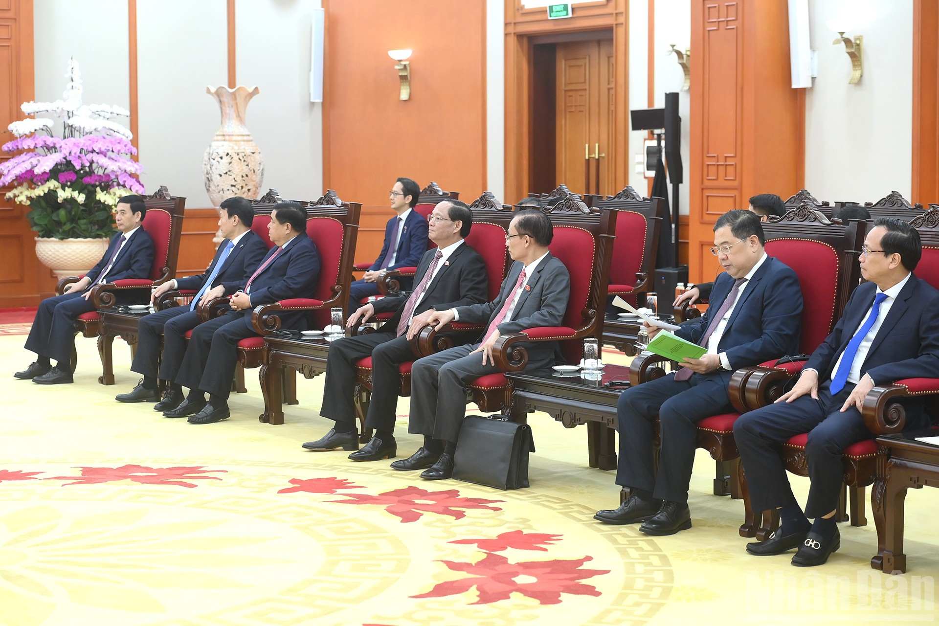 Các đại biểu Việt Nam tham dự cuộc tiếp. ndo_br_a5-bnd-4639.jpg