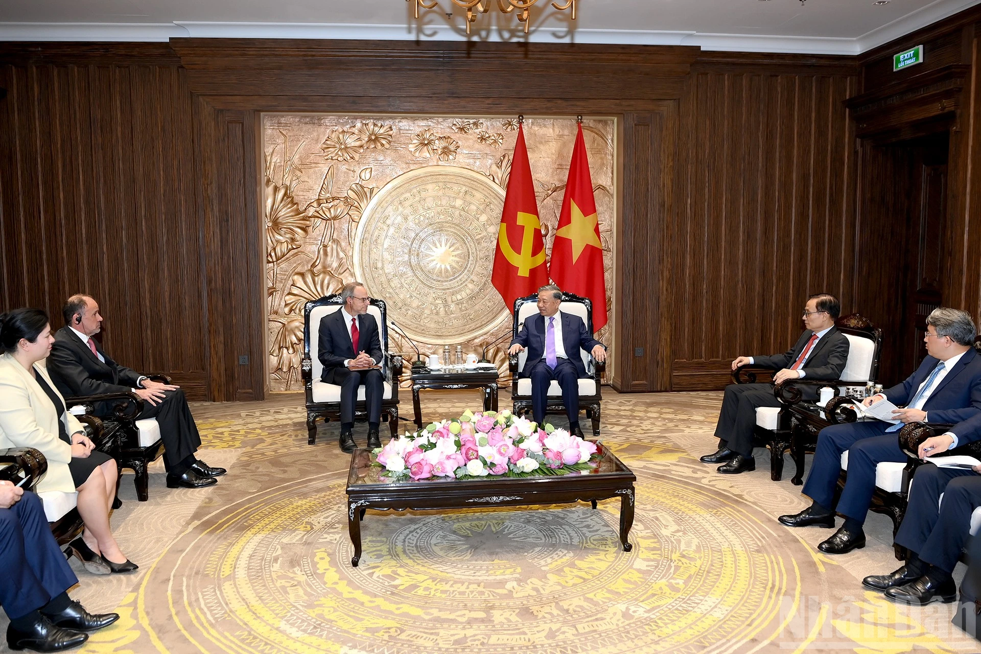 ndo_br_a4-bnd-3514.jpg