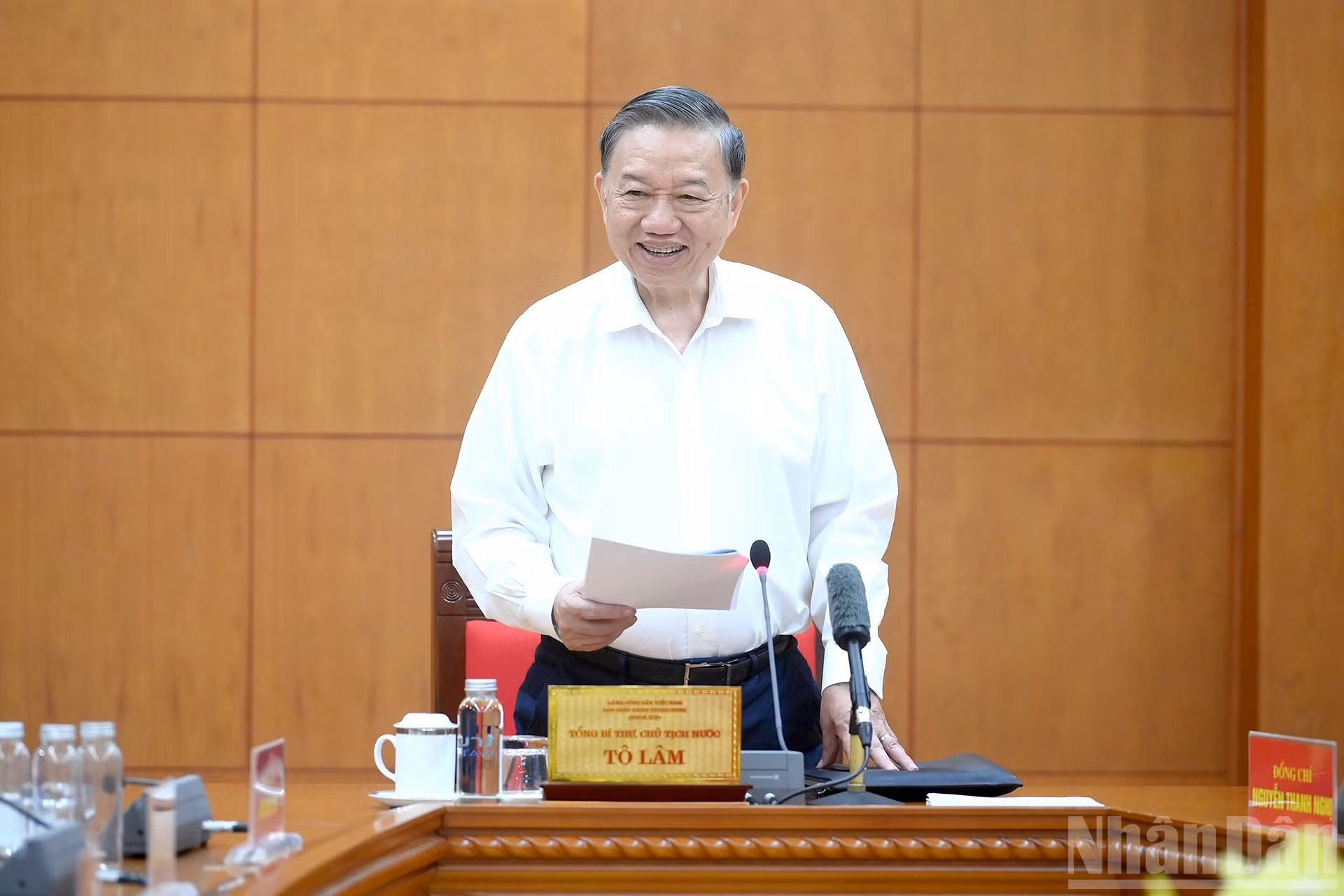Tổng B&iacute; thư, Chủ tịch nước T&ocirc; L&acirc;m ph&aacute;t biểu kết luận tại cuộc l&agrave;m việc.