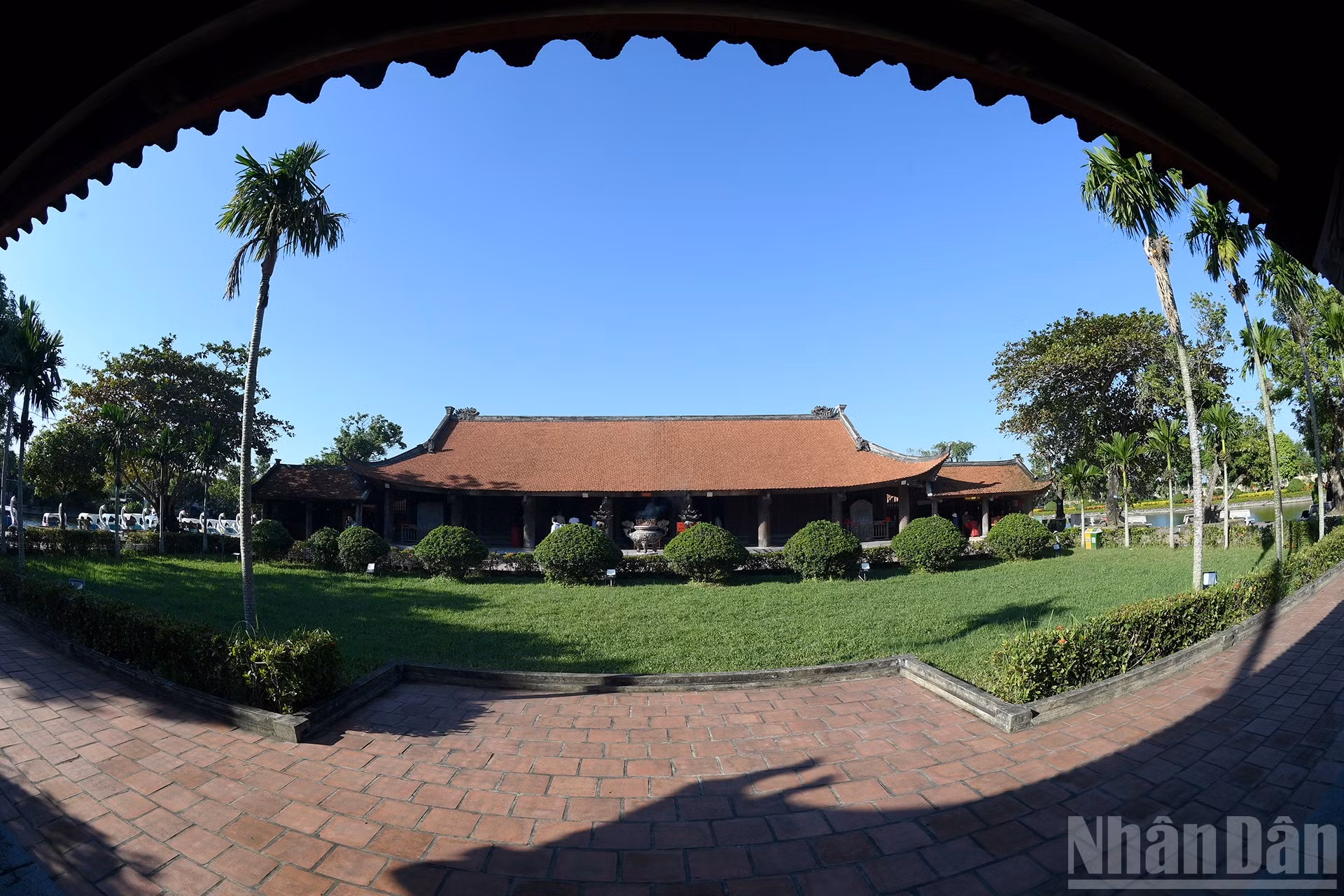 ndo_br_a5-bnd-8380.jpg