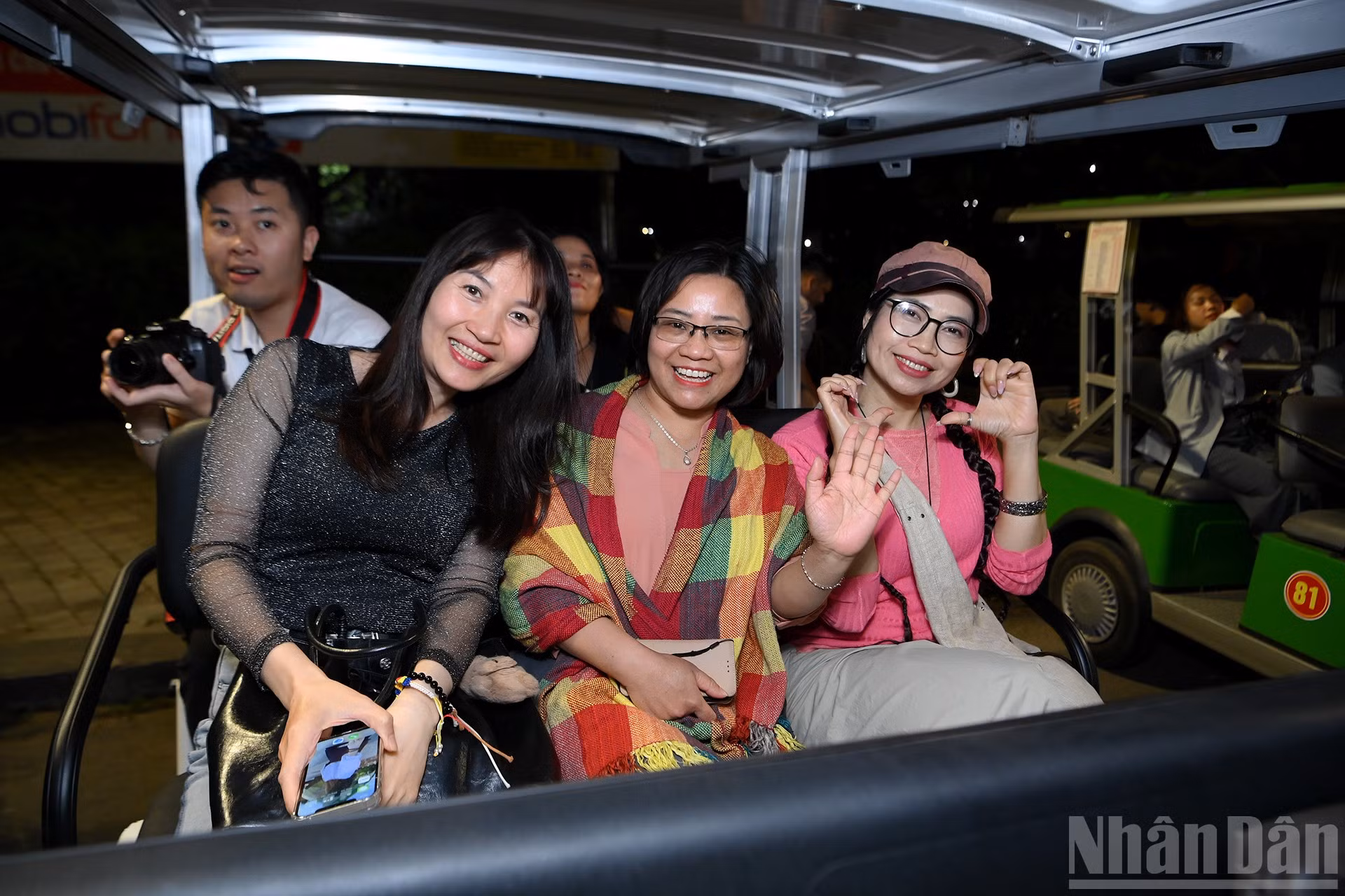 ndo_br_a4-bnd-2513.jpg