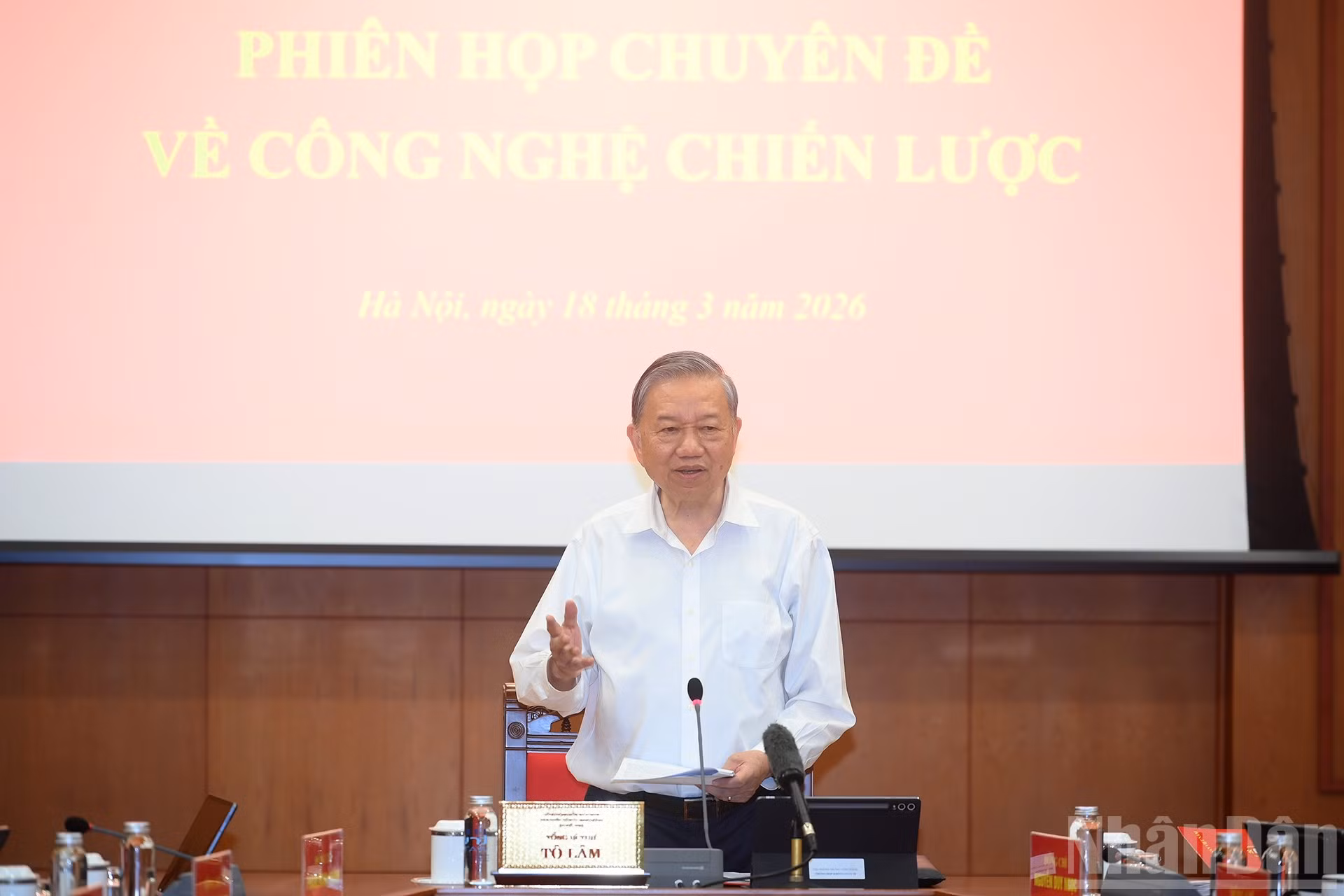 ndo_br_anh-4-bnd-1817.jpg