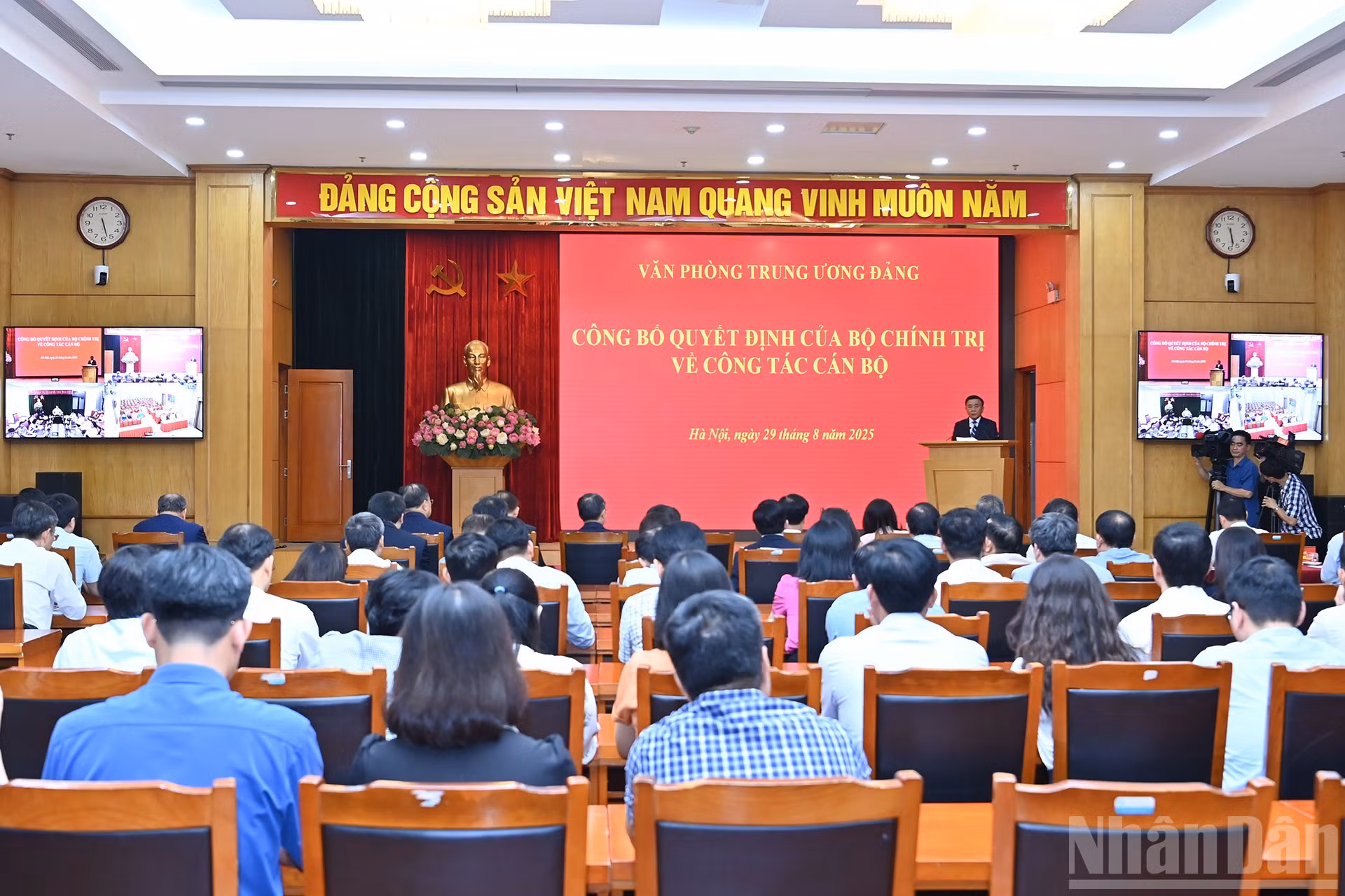 ndo_br_a8-bnd-6344.jpg