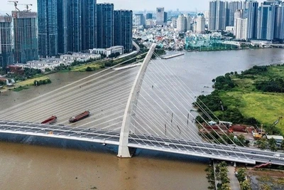 10 tháng đầu năm 2025, nguồn thu ngân sách từ nguồn lực đất đai tăng 353% so cùng kỳ. (Ảnh: QUANG QUÝ)
