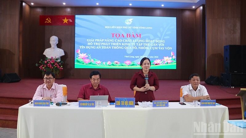 Hội Liên hiệp Phụ nữ tỉnh Vĩnh Long tổ chức tọa đàm tìm giải pháp tín dụng an toàn.