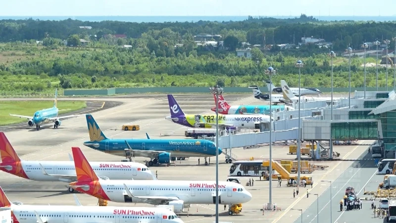 Sân Bay Phú Quốc Tăng Cường Khai Thác, Hướng Tới Công Suất 20 Triệu Khách