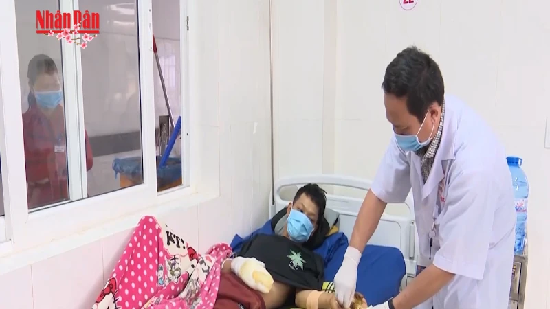 Hơn 100 ca cấp cứu do pháo nổ tại Bệnh viện Cần Minh trước Tết