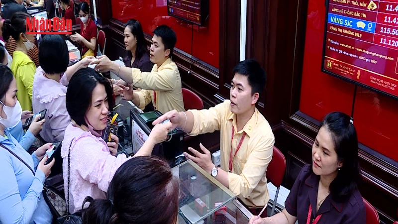 Giá vàng SJC tăng mạnh cuối ngày, vượt ngưỡng 190 triệu đồng/lượng