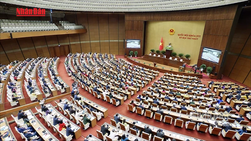 Chủ tịch Quốc hội Trần Thanh Mẫn và Tổng Bí thư Tô Lâm phát biểu tại kỳ họp Quốc hội khóa 16