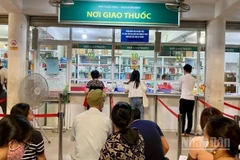Danh mục thuốc bảo hiểm y tế của Việt Nam tương đối đầy đủ, toàn diện và mở rộng so với mức phí đóng bảo hiểm y tế. (Ảnh: ĐỖ THOA)