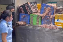 Thực phẩm bẩn, thực phẩm giả... kịp thời được ngăn chặn trước khi bị tuồn ra thị trường. (Ảnh: Chi cục Quản lý thị trường Hà Nội)