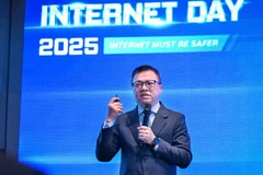 Đồng chí Lê Quốc Minh, Tổng Biên tập Báo Nhân Dân trình bày nội dung về “Báo chí và niềm tin công chúng”. (Ảnh: TRẦN THÀNH ĐẠT)