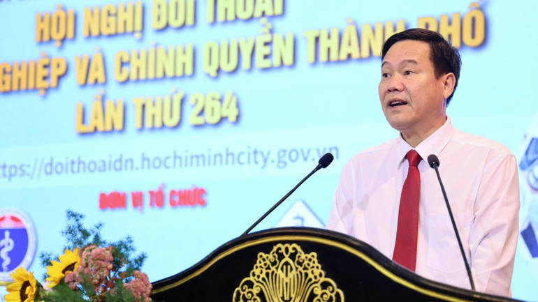 Phó Giám đốc Sở Y tế Thành phố Hồ Chí Minh Nguyễn Hồng Chương phát biểu. img-2809.jpg