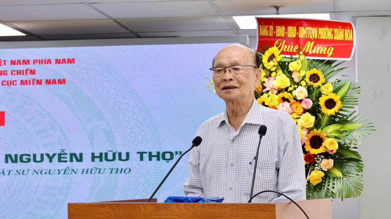 Ông Trần Văn Mãnh, nguyên Tổng Đội trưởng, Tổng đội Thanh niên xung phong giải phóng miền nam nhớ lại kỷ niệm với cố luật sư Nguyễn Hữu Thọ. img-1281.jpg