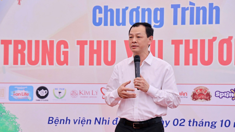Thứ trưởng Y tế Nguyễn Tri Thức phát biểu. img-3189.jpg