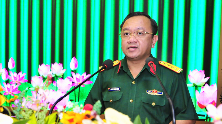 Đại tá Nguyễn Thành Trung, Chính ủy Bộ Tư lệnh Thành phố Hồ Chí Minh phát biểu. img-2426.jpg