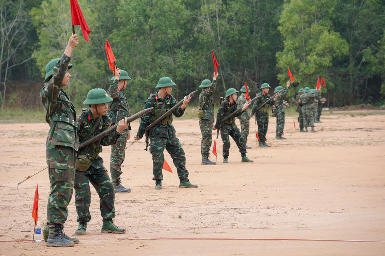 Công tác huấn luyện tại Trung đoàn Gia Định thuộc Bộ Tư lệnh Thành phố Hồ Chí Minh. abc2d20f8171352f6c60.jpg