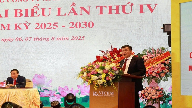 Phó bí thư Đảng uỷ Chính phủ Nguyễn Đức Phong phát biểu tại Đại hội (Ảnh: Thu Huyền) anh-ong-phong.jpg