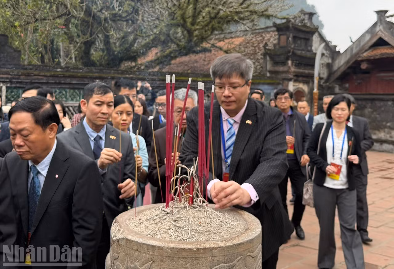 ndo_bl_psanhkieubao11.jpg