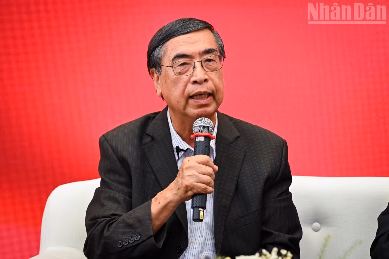 ndo_tr_phong-su-anh-4.jpg