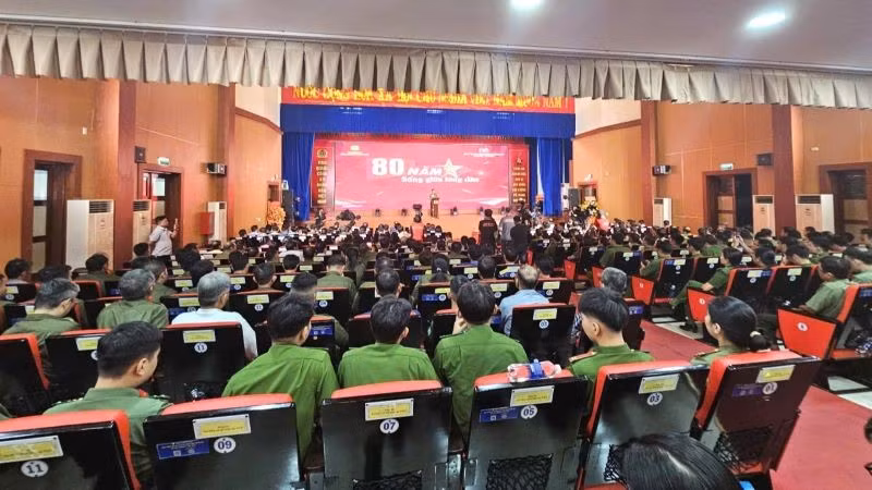 z6907258926176-bee4b1157918fa82af6645f3cd9f2848.jpg