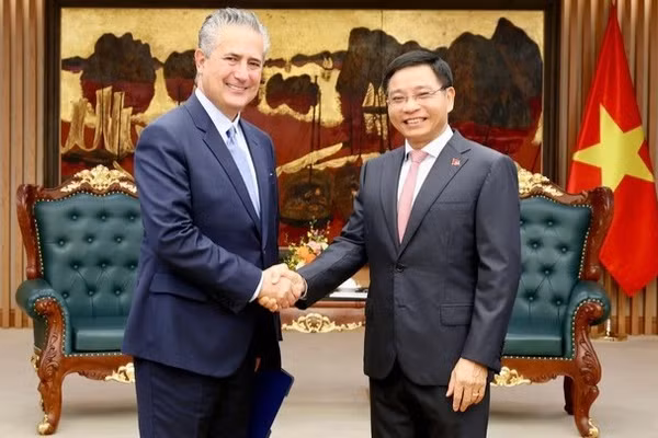 Phó Thủ tướng Nguyễn Văn Thắng tiếp Tổng Giám đốc điều hành Citigroup Ernesto Torres Cantú. (Ảnh: chinhphu.vn/Đức Tuân)