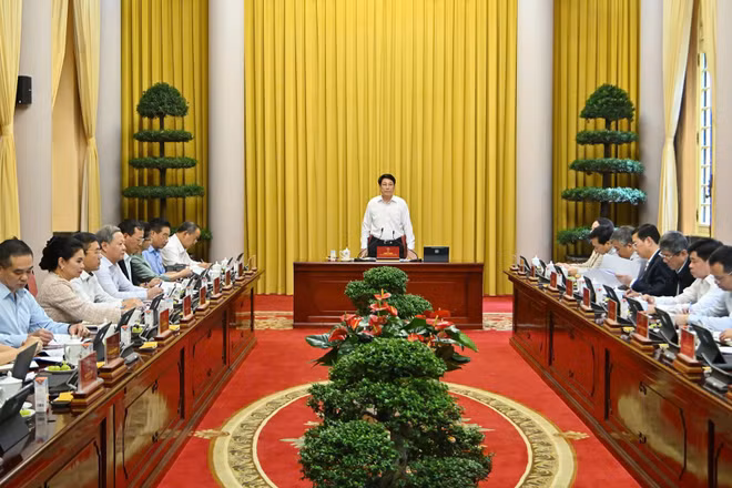 Quang cảnh cuộc họp tại Phủ Chủ tịch. (Ảnh: THỦY NGUYÊN)