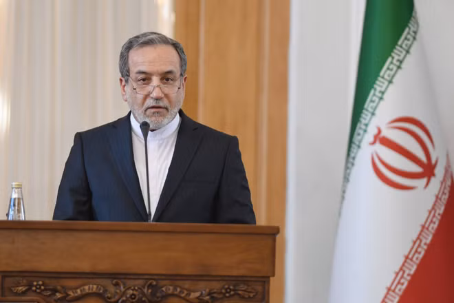 Ngoại trưởng Iran Abbas Araghchi phát biểu tại thủ đô Tehran, Iran. (Ảnh: IRNA/TTXVN)