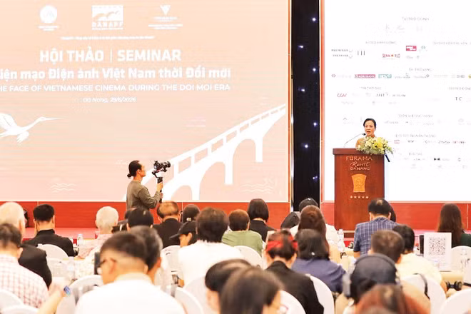 Quang cảnh Hội thảo "Diện mạo điện ảnh Việt Nam thời Đổi mới". (Ảnh: PHẠM NGUYỄN)