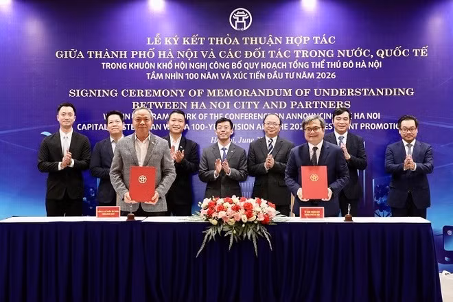 Lãnh đạo Ủy ban nhân dân thành phố Hà Nội và Tập đoàn Công nghệ CMC ký kết bản ghi nhớ hợp tác giai đoạn 2026-2030, thúc đẩy chuyển đổi số, chuyển đổi AI và đổi mới sáng tạo. 