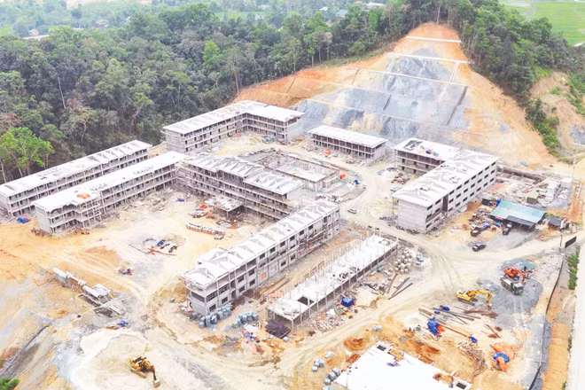 Toàn cảnh dự án xây dựng Trường phổ thông nội trú liên cấp tiểu học và trung học cơ sở Thanh Thủy. (Ảnh: ĐẠI THẮNG)