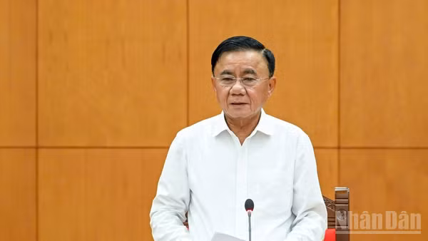 Đồng chí Trần Cẩm Tú, Ủy viên Bộ Chính trị, Thường trực Ban Bí thư. (Ảnh: DUY LINH)