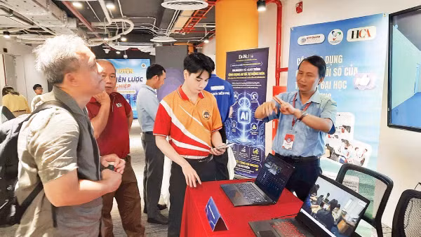 Trưng bày các giải pháp chuyển đổi số cho doanh nghiệp tại Trung tâm Khởi nghiệp sáng tạo Thành phố Hồ Chí Minh.