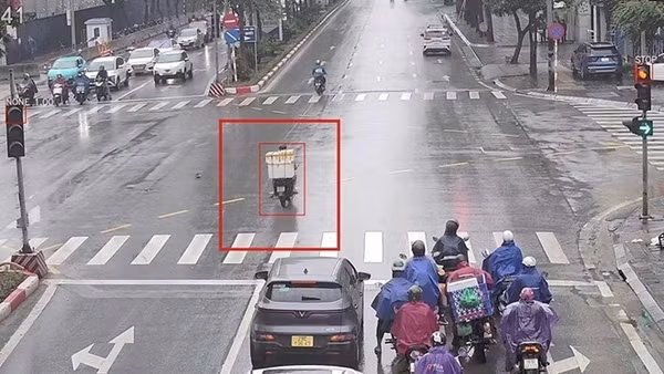 Camera AI phát hiện lỗi vi phạm giao thông tại nút giao Phạm Văn Bạch-Hoàng Quán Chi ngày 13/12. (Ảnh: Cục Cảnh sát giao thông)