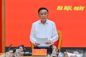 Đồng chí Trần Cẩm Tú, Ủy viên Bộ Chính trị, Thường trực Ban Bí thư. (Ảnh: THỦY NGUYÊN)