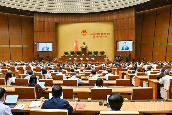 Quốc hội họp sáng 26/10. (Ảnh: THỦY NGUYÊN)