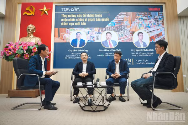 Tọa đàm "Tăng cường sức đề kháng trong cuộc chiến chống vi phạm bản quyền ở lĩnh vực xuất bản".