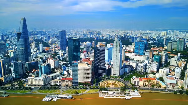 Thành phố Hồ Chí Minh bứt phá trên bảng xếp hạng tài chính toàn cầu, vươn lên thứ hạng 67. (Ảnh: TÙNG ANH)