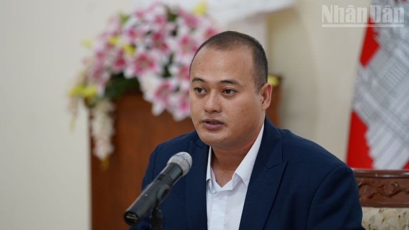 Ông Thong Mengdavid, chuyên gia phân tích địa chính trị, giảng viên Viện Nghiên cứu Quốc tế và Chính sách công, Đại học Hoàng gia Phnom Penh. (Ảnh: ĐINH TRƯỜNG) ndo_tr_thong.jpg