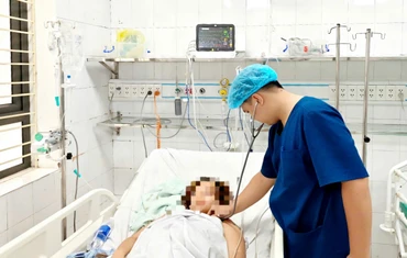 Bệnh nhân điều trị tại Bệnh viện 19-8.