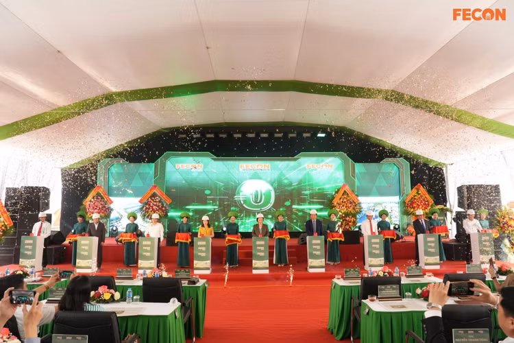 Bấm nút khởi công khu công nghiệp FECON IP Hòa Yên, tỉnh Bắc Ninh.