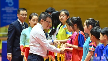 [Ảnh] Toàn cảnh Lễ khai mạc Giải vô địch bóng bàn quốc gia Báo Nhân Dân lần thứ 43