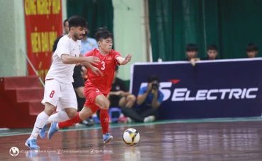 Trước đối thủ mạnh, đội tuyển Việt Nam không thể gây nên bất ngờ. (Ảnh: VFF)