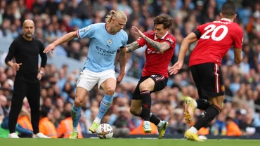 Những trận derby Manchester luôn mang đến nhiều bất ngờ. (Ảnh: Reuters)