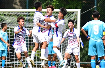 U19 Sông Lam Nghệ An giành tấm vé đầu tiên vào vòng bán kết. (Ảnh: VFF)