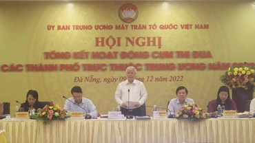 Đồng chí Đỗ Văn Chiến phát biểu tại Hội nghị.