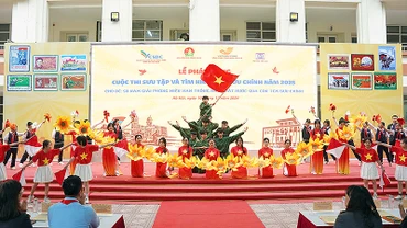 Toàn cảnh lễ khai mạc Cuộc thi tại Hà Nội.