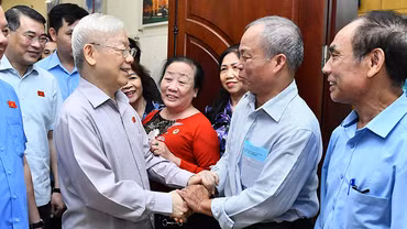 Tổng Bí thư Nguyễn Phú Trọng và cử tri Hà Nội.