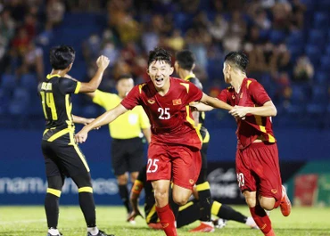 Trực tiếp bóng đá: U19 Việt Nam - U19 Thái Lan, Giải U19 quốc tế (18 giờ 30 phút, 9/8)