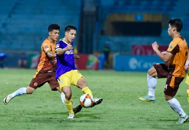 [Ảnh] Hà Nội cắt đứt mạch 9 trận thăng hoa của Hoàng Anh Gia Lai